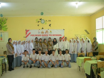 Polwan Goes To MAN 2 Langsa