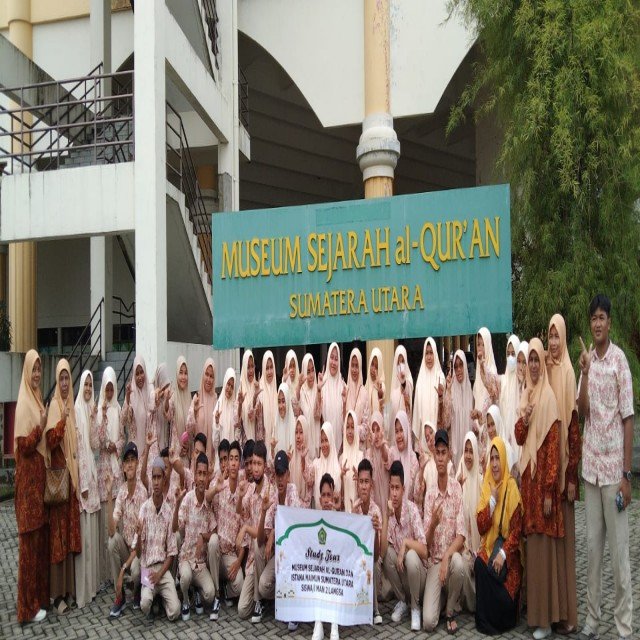 MAN 2 Langsa Adakan Study Tour Ke Museum Sejarah Al-Qur'an Sumatera Utara